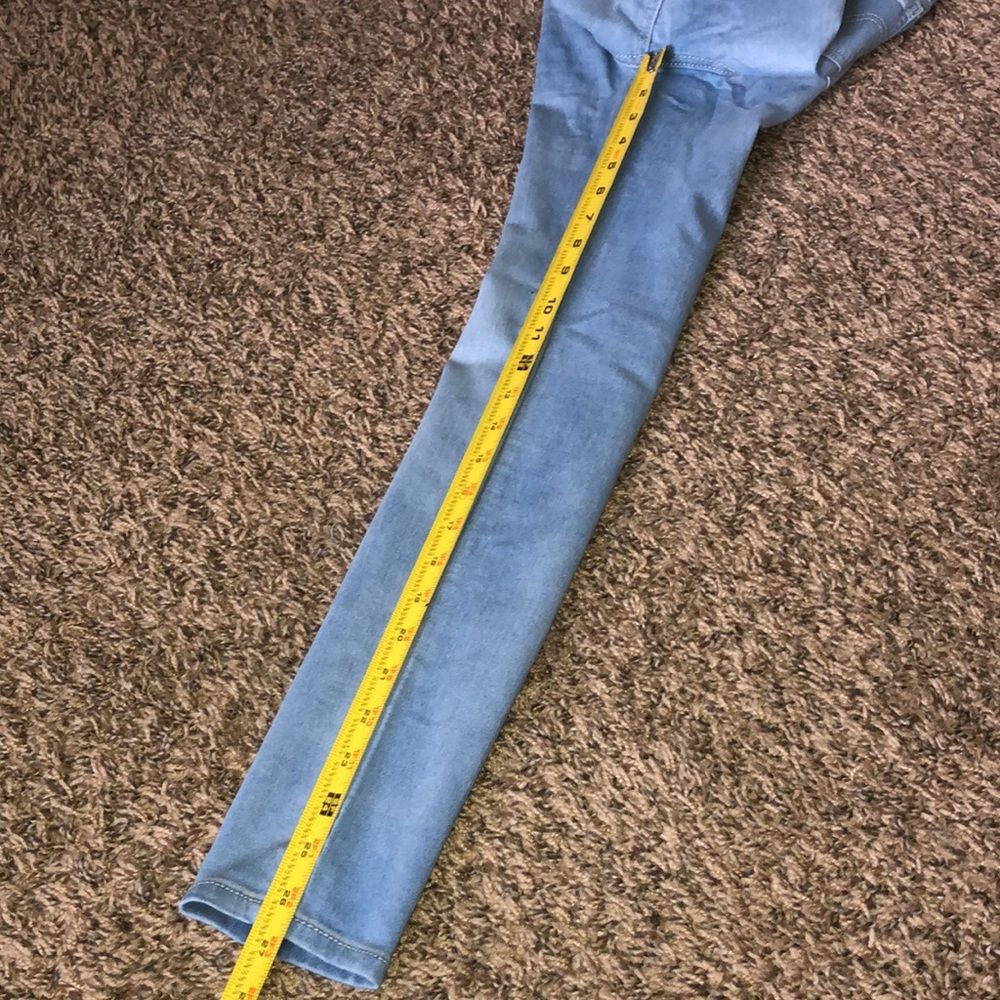 Epic Threads Girls Light Blue Jeans - Picture 9 of 17